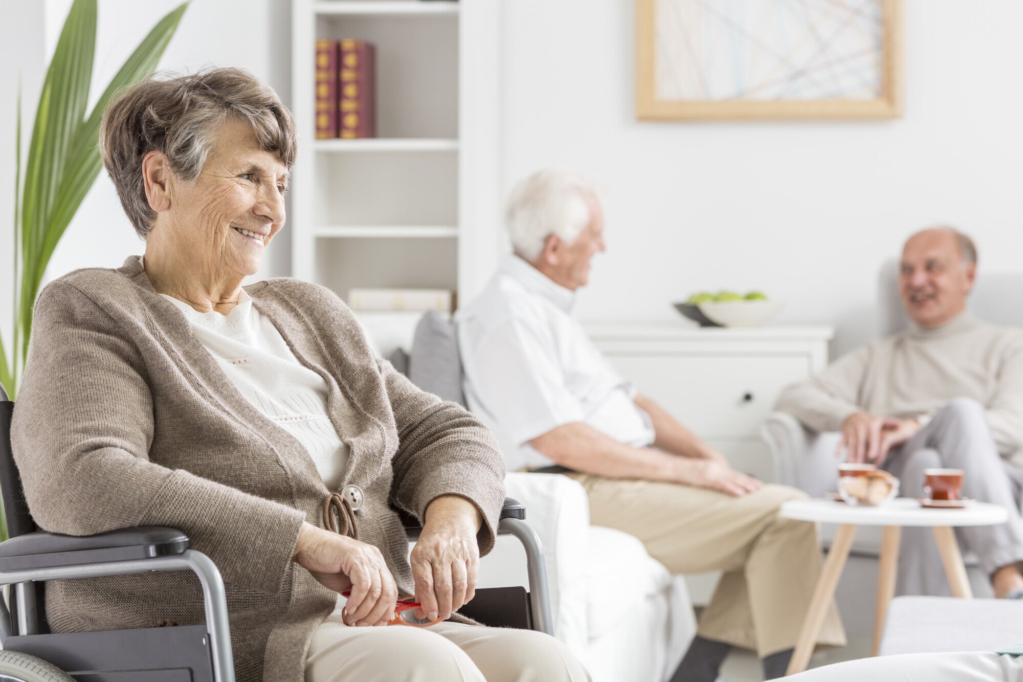Advantages and Disadvantages of Short Term Assisted Living Stays